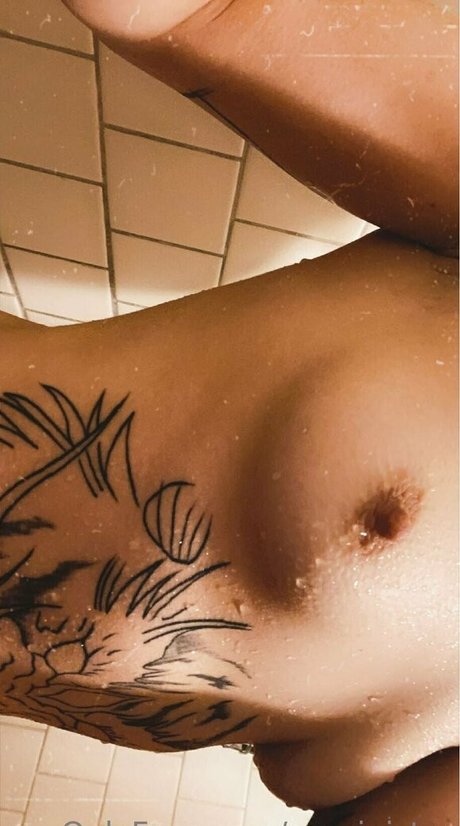 savsinister pretty model gallery