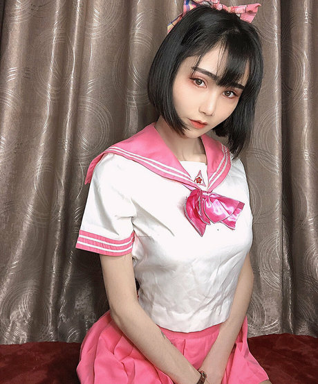 valentine8 official star erotic img