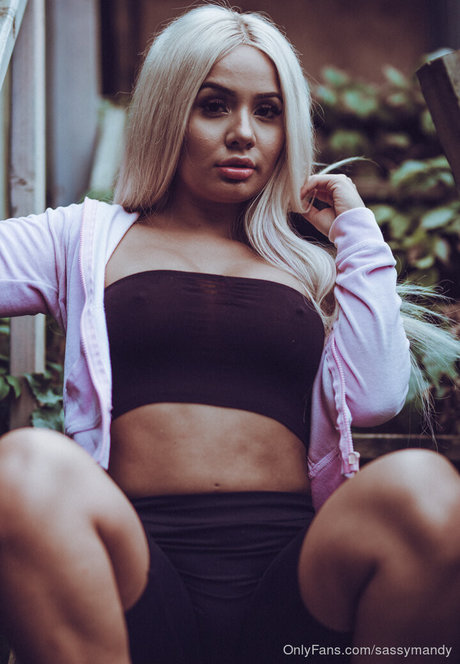 freemandy nude actress photos