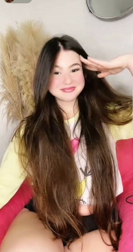 Nicolle Caroline porn star picture