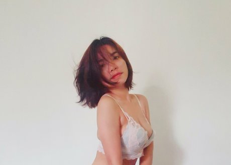 ninnie9595 model nudes gallery