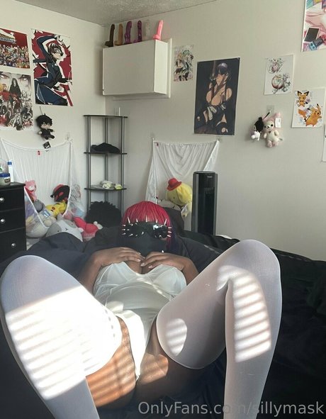 Sillymask pornstar erotic pics
