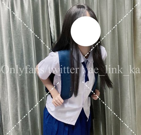 ae link ka pretty model pics