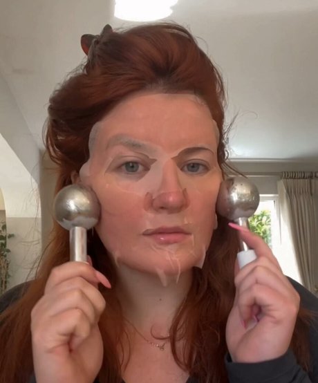 skinny petite onlyfans pornographic image