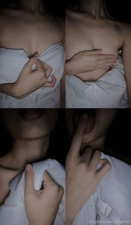 pizpizzzy pornographic model pic