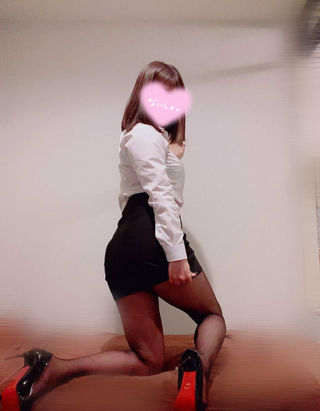 erika1507 high quality model pic