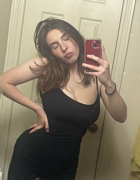 Megan Bitchell beautiful model gallery