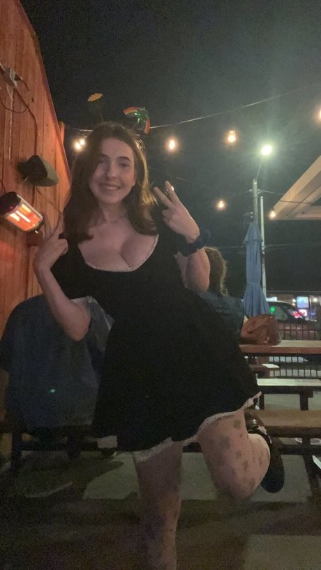 Megan Bitchell sex actress gallery