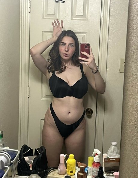 Megan Bitchell exclusive star gallery