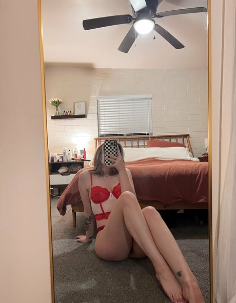 venuspiscessimp model naked pic