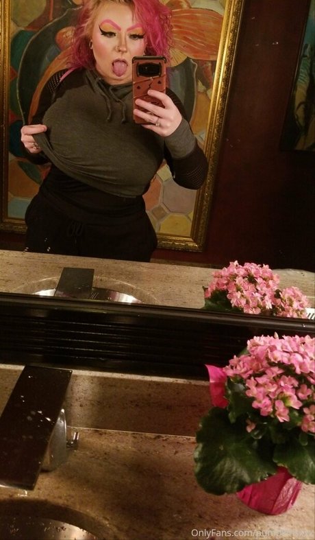 raelynnriley sex model pic