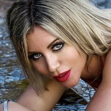 Carla Boom high quality actress pics