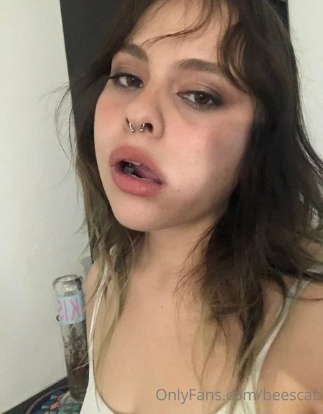 scabbee high quality model photo