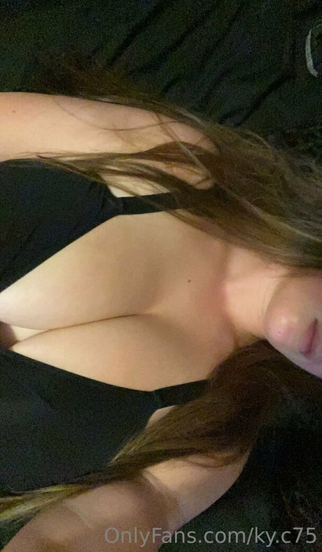 ky c75 pornstar naked img