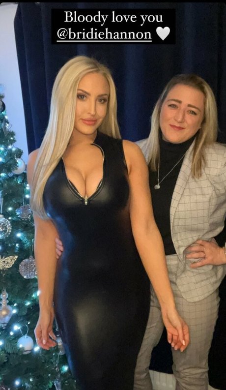 Emma Jones erotic pornstar gallery