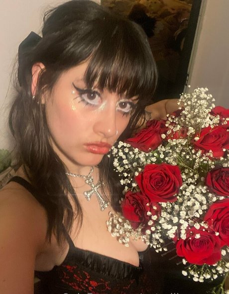 Oatmilkmommy model sex pic