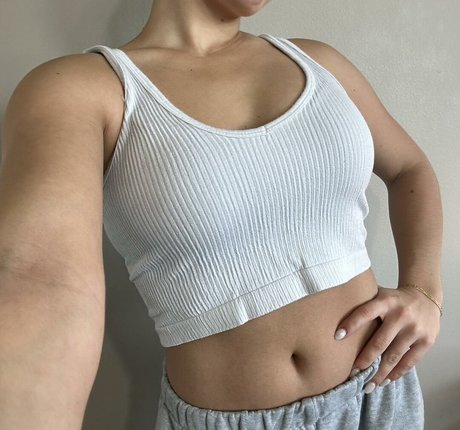 Avia Butler model sex pictures