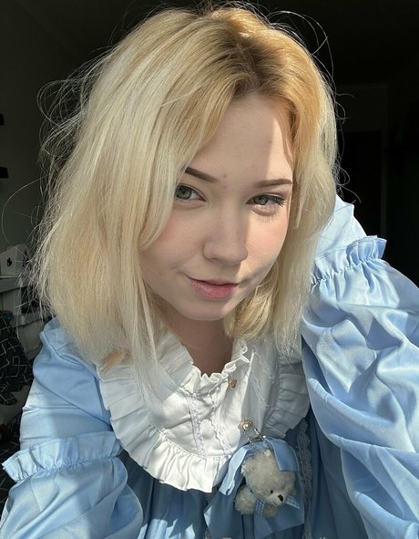 jenny vip art model pic