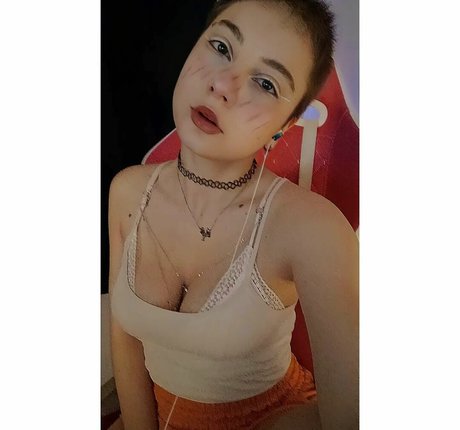 Yankimesta nudes model pic