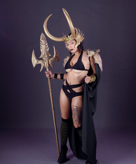 vivsai adult model images