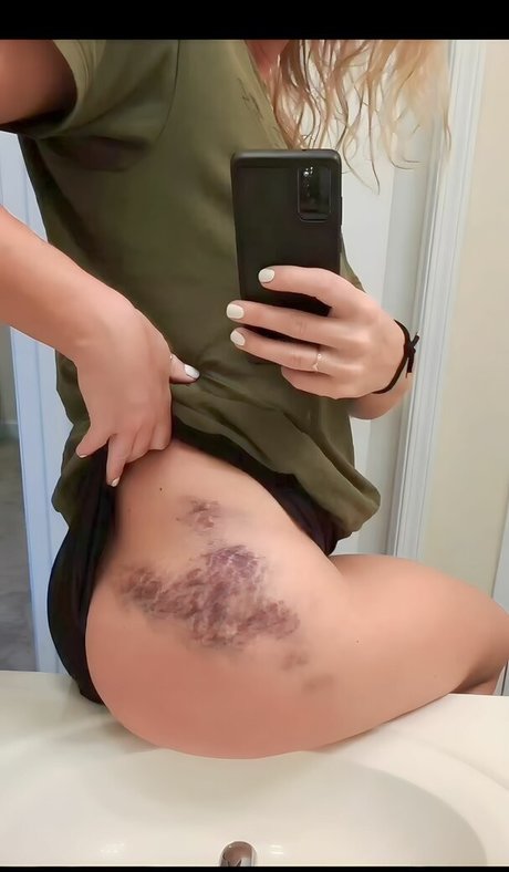 Vanessa Cater nude model pics