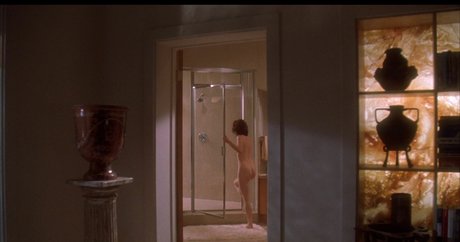 Julianne Moore nude actress picture