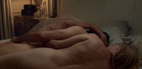 Julianne Moore sexy actress pic