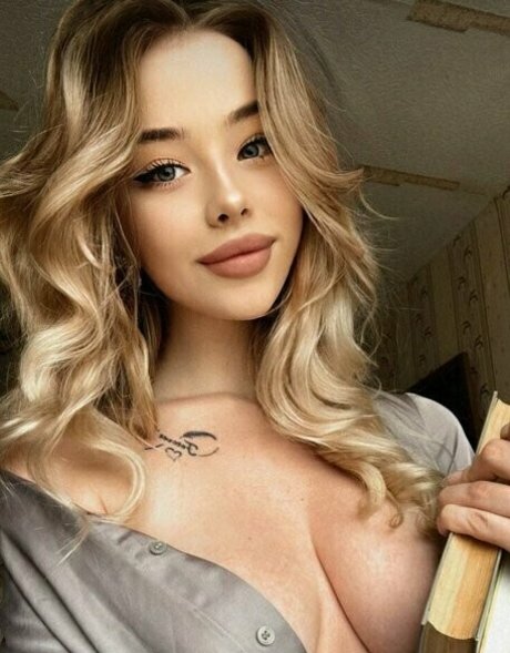 thebladeofpleasure model images