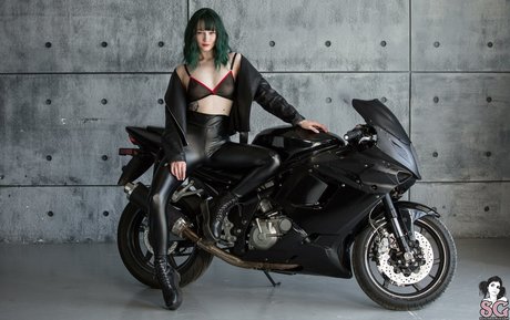 lisaberry sg model hd pics