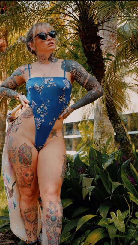 Vany Vicious sexy actress pics