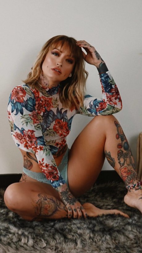 Vany Vicious free star photo