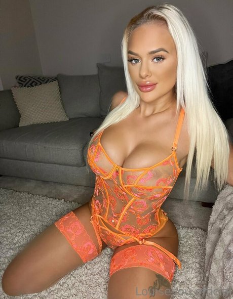 shemale milf onlyfans sexy naked pics