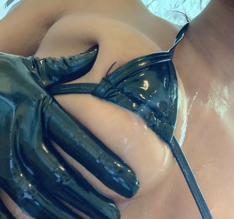 Lilecchigirl model high quality archive