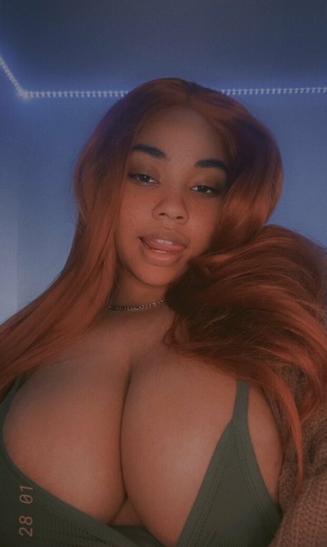 Iris black21 hot actress gallery