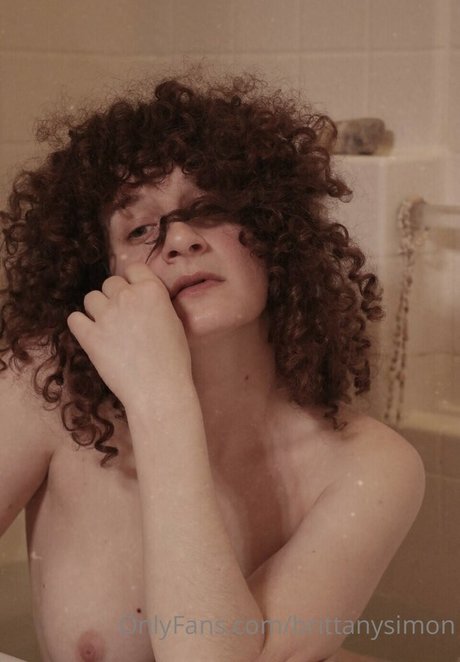 Brittany Simon model xxx image