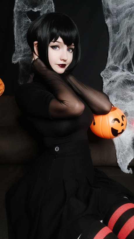 Lyvlas beautiful actress images