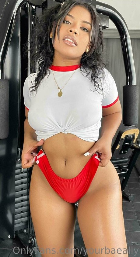 yourbaeally hot actress picture