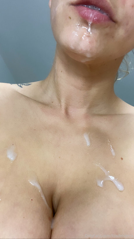 Liza Del Sierra hot actress picture