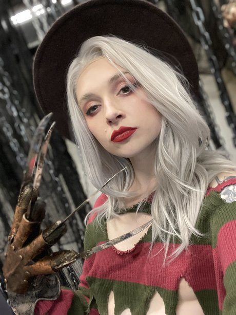 Poisonne xxx pornstar gallery