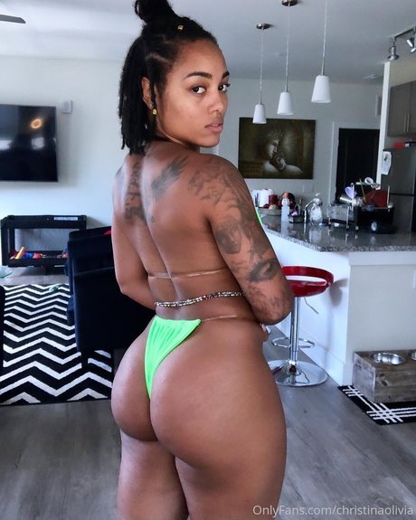 Christina Olivia porn actress pics