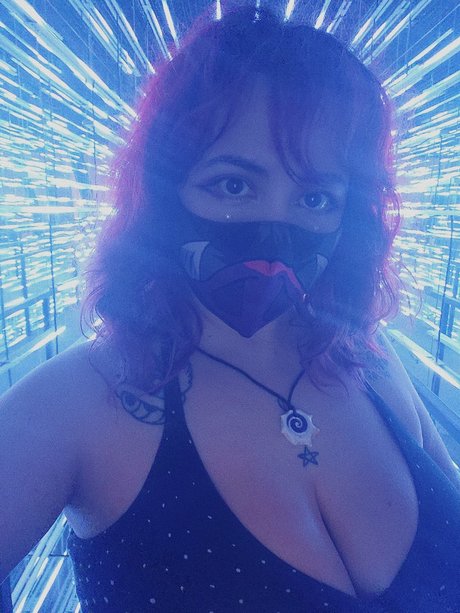 Evy Rosas exclusive actress galleries