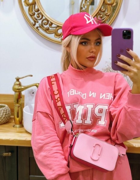 Ula x free star images