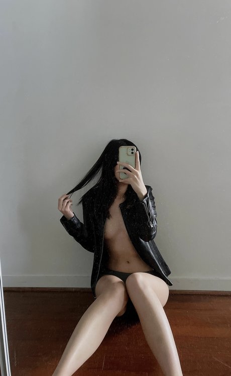 Lilsquirtz pornographic model photos