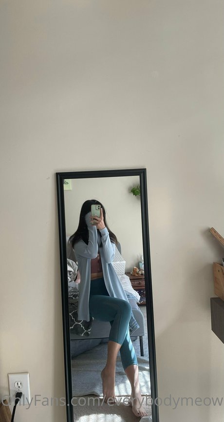 Lilsquirtz nude star image