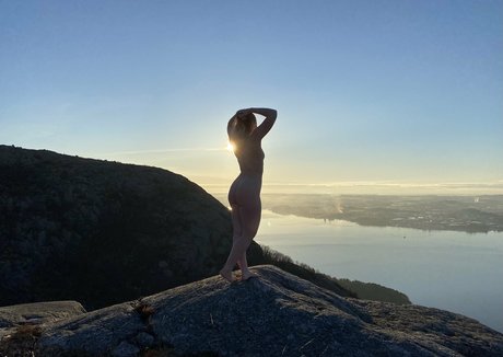 StudentNorwayVIP pornstar free pictures