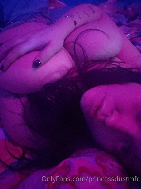 Princess Dust star sexy picture