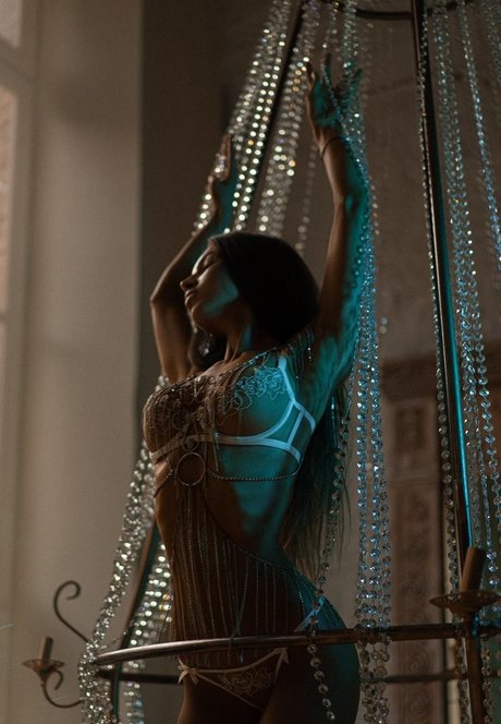 Baby898 sexy actress galleries