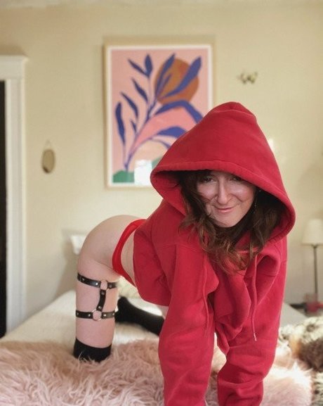 Dadeleine free actress pictures