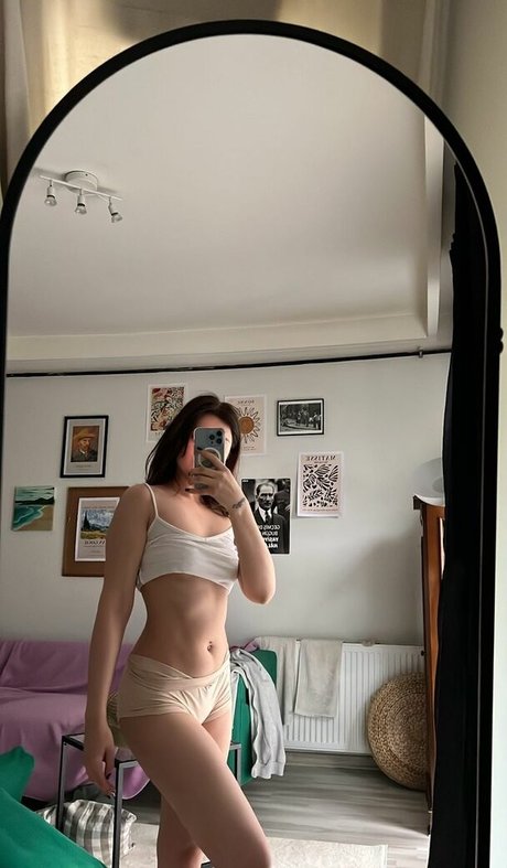 Buse yilmaz star top gallery