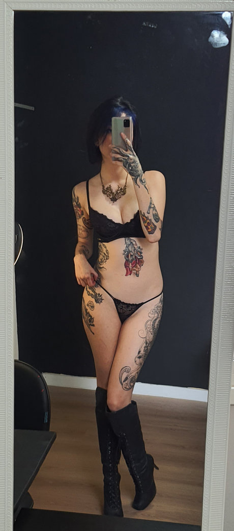 Akira Kichii adult model photo